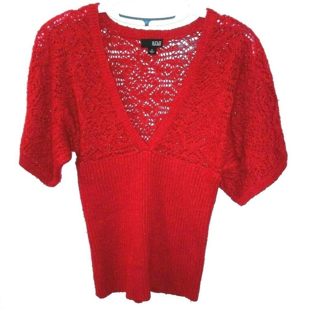 ANA a.n.a  Cropped sweater top Red knit top V Neck Sz M short sleeve pullover